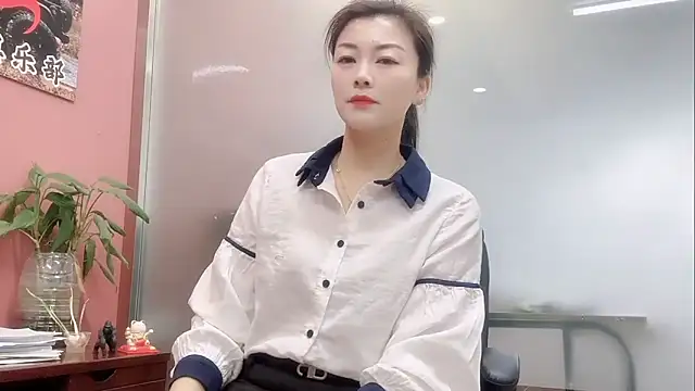 Snapshot of QianF-666 chatting on January 18, 2026, 2:48 am QianF-666 online show from January 18, 2026, 2:48 am