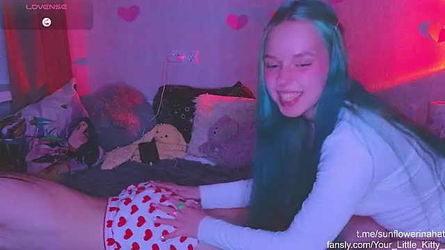 812sunflowerinahat online show from February 15, 2025, 1:49 pm