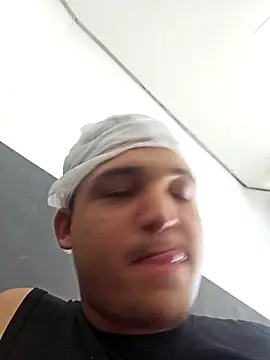 VibratedPoaching online show from November 27, 2025, 7:14 pm