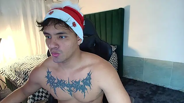 man dur07 online show from December 4, 2025, 8:52 pm