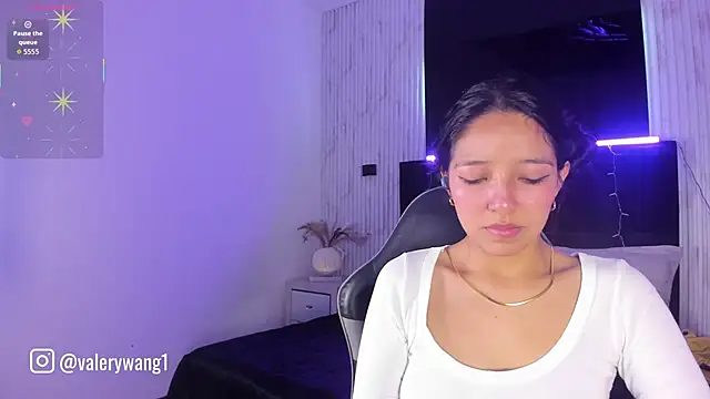 Valery wang online show from September 17, 2025, 11:56 am