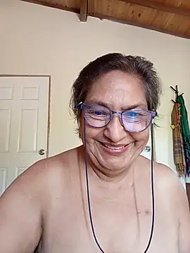 florecita69 online show from October 15, 2025, 2:25 pm