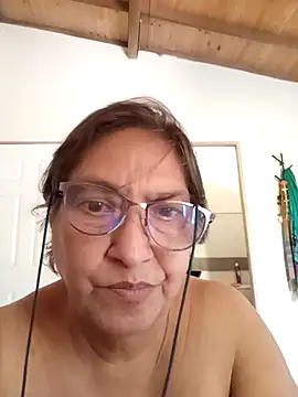 florecita69 online show from November 12, 2025, 2:54 pm