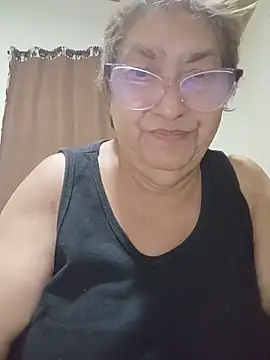 Snapshot of florecita69 chatting on May 24, 2026, 2:33 am florecita69 online show from May 24, 2026, 2:33 am