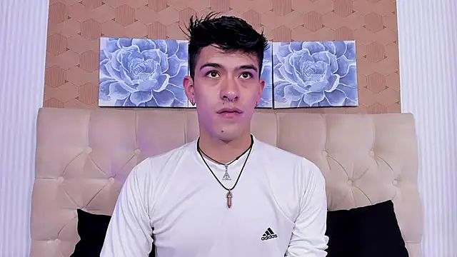 Snapshot of Ryan_Clark_ chatting on December 27, 2024, 8:07 pm Ryan Clark online show from December 27, 2024, 8:07 pm