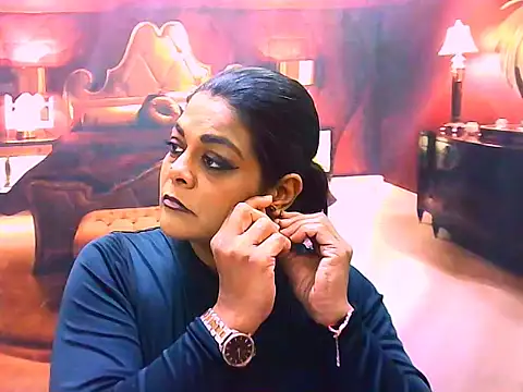 indianCherryPie online show from July 17, 2026, 6:05 pm