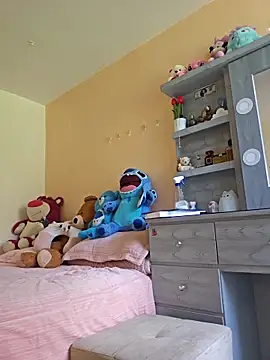 Snapshot of Selena_blake chatting on March 15, 2026, 7:21 pm Selena blake online show from March 15, 2026, 7:21 pm