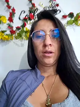 Snapshot of VALERY-03_ chatting on February 16, 2026, 12:04 pm VALERY-03 online show from February 16, 2026, 12:04 pm