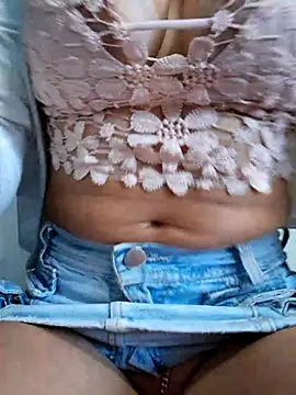 Snapshot of VALERY-03_ chatting on March 2, 2026, 12:12 pm VALERY-03 online show from March 2, 2026, 12:12 pm