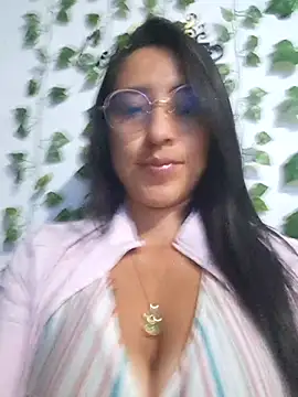 Snapshot of VALERY-03_ chatting on February 13, 2026, 12:16 pm VALERY-03 online show from February 13, 2026, 12:16 pm