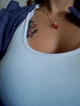 Snapshot of VALERY-03_ chatting on February 27, 2026, 12:05 pm VALERY-03 online show from February 27, 2026, 12:05 pm