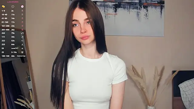 MaryJacksoon online show from July 19, 2026, 7:50 am