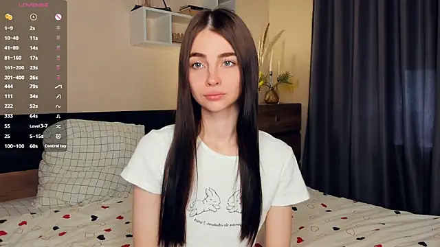MaryJacksoon online show from July 26, 2026, 7:48 am