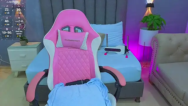 angelica dymond online show from November 15, 2025, 12:31 pm