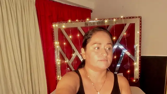 Snapshot of MicaelaHot_ chatting on April 11, 2026, 3:14 am MicaelaHot online show from April 11, 2026, 3:14 am