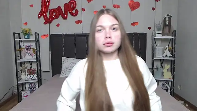 LaraPika online show from February 11, 2026, 6:02 am