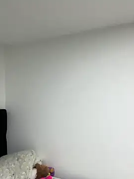 giuliana andrade online show from February 8, 2025, 3:31 pm