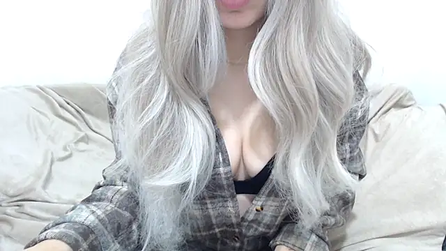  kitty Rose  online show from February 8, 2026, 2:53 am