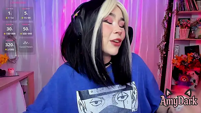  AmyDark online show from November 5, 2025, 8:45 pm