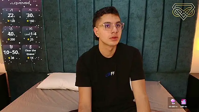 Amadeo Wild online show from December 21, 2024, 6:11 pm