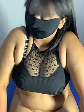 Jeroliee viyana online show from May 21, 2026, 7:00 pm
