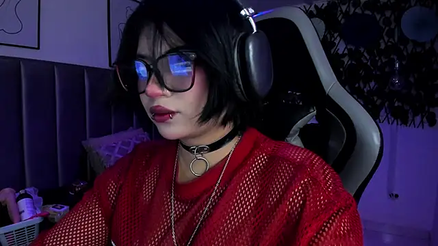 Kitty Gang online show from July 1, 2026, 1:17 am