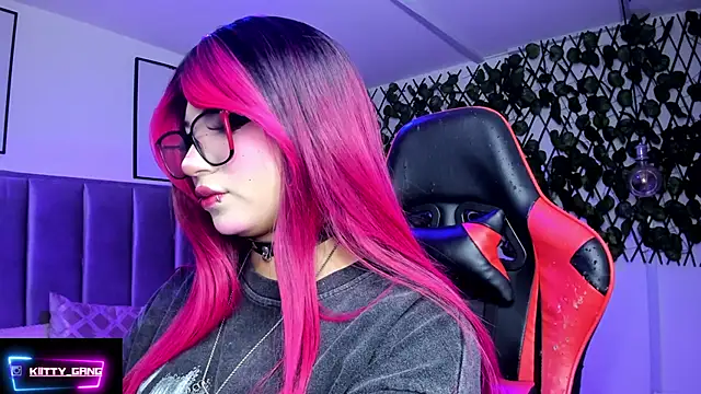 Kitty Gang online show from February 26, 2026, 1:49 am