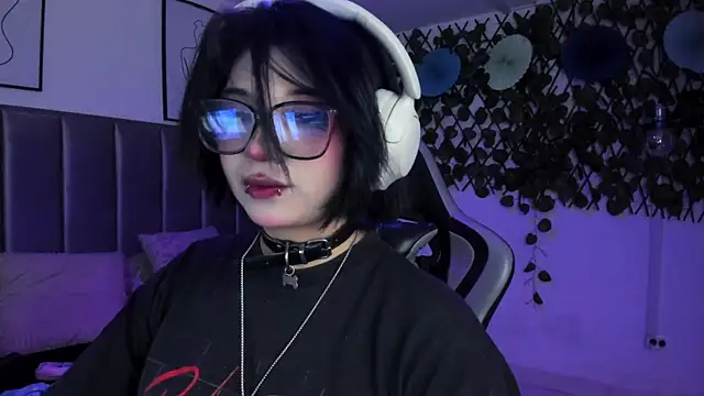 Kitty Gang online show from July 14, 2026, 12:54 am