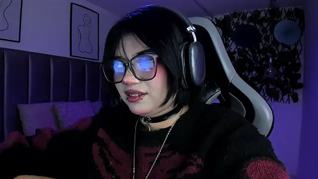 Kitty Gang online show from July 2, 2026, 3:23 am