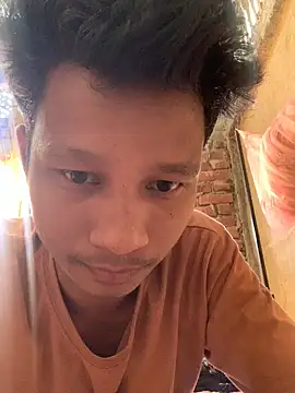 ShroveRising online show from October 25, 2025, 4:33 am