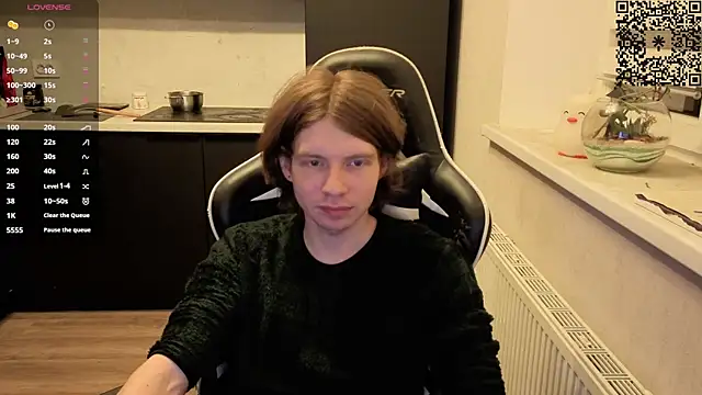 spaisenok online show from November 3, 2025, 4:43 pm