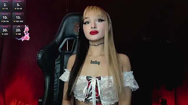 MilaAsh online show from February 17, 2025, 6:31 am