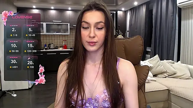 Doll Jasmine  online show from April 15, 2026, 6:56 pm