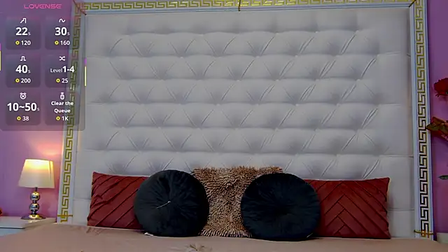 Lenna Paul online show from October 1, 2025, 4:17 am