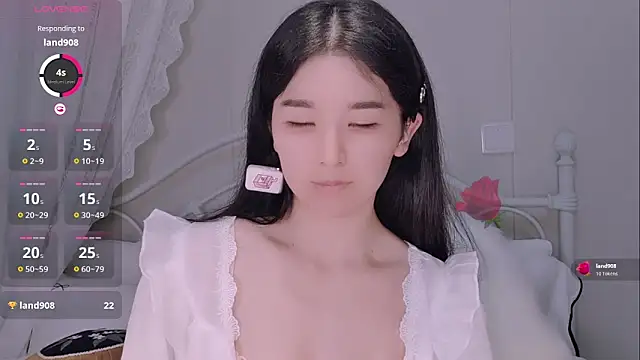 Snapshot of BingLin- chatting on May 13, 2026, 6:15 pm BingLin- online show from May 13, 2026, 6:15 pm