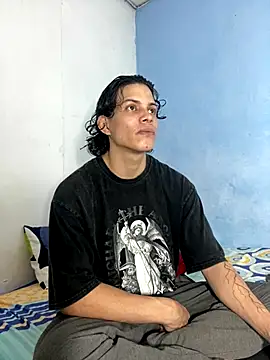 lax777  online show from September 10, 2025, 5:17 am