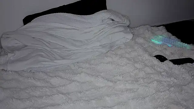 soysara15 online show from March 18, 2026, 2:15 am