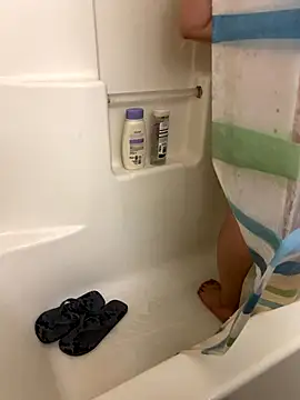 Mingtian4117 online show from November 18, 2025, 5:22 am