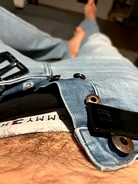 mrniceguy198 online show from October 11, 2025, 9:27 pm