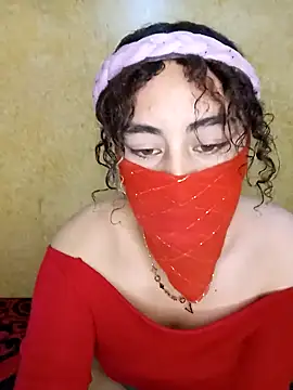 Lalou online show from December 6, 2024, 2:11 pm