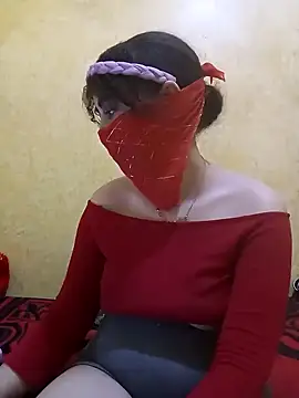 Lalou online show from December 6, 2024, 5:17 pm