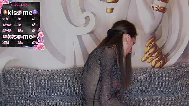 Snapshot of hailey_peach chatting on March 5, 2026, 6:15 pm hailey peach online show from March 5, 2026, 6:15 pm