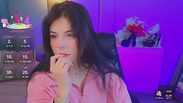 Snapshot of Jenna_Adams_ chatting on November 14, 2025, 2:15 am Jenna Adams online show from November 14, 2025, 2:15 am