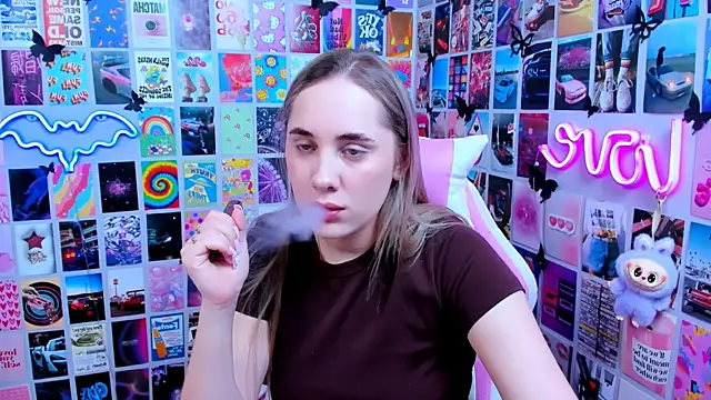 Snapshot of MiaMilas chatting on March 20, 2026, 3:57 pm MiaMilas online show from March 20, 2026, 3:57 pm