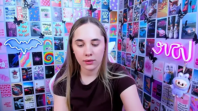 Snapshot of MiaMilas chatting on April 1, 2026, 1:01 pm MiaMilas online show from April 1, 2026, 1:01 pm