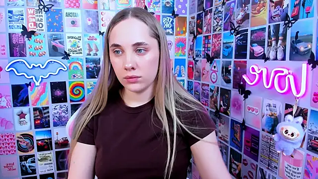 Snapshot of MiaMilas chatting on April 1, 2026, 1:41 pm MiaMilas online show from April 1, 2026, 1:41 pm