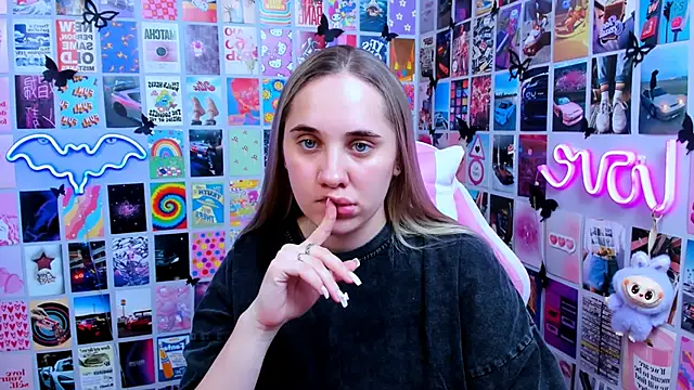 Snapshot of MiaMilas chatting on March 24, 2026, 3:34 pm MiaMilas online show from March 24, 2026, 3:34 pm