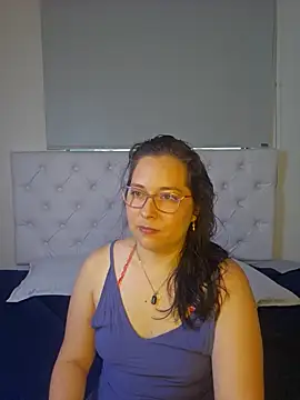 Snapshot of May_Carlier chatting on February 7, 2026, 10:40 pm May Carlier online show from February 7, 2026, 10:40 pm