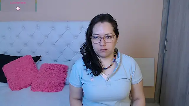 Snapshot of May_Carlier chatting on January 13, 2026, 7:07 pm May Carlier online show from January 13, 2026, 7:07 pm