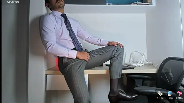 pablo-rincon95 online show from April 7, 2026, 1:46 pm